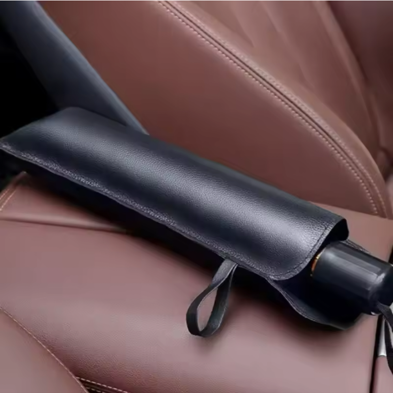 Étui de rangement pratique pour le pare-soleil rétractable Dryyver SunFlex, idéal pour un stockage facile et un accès rapide.