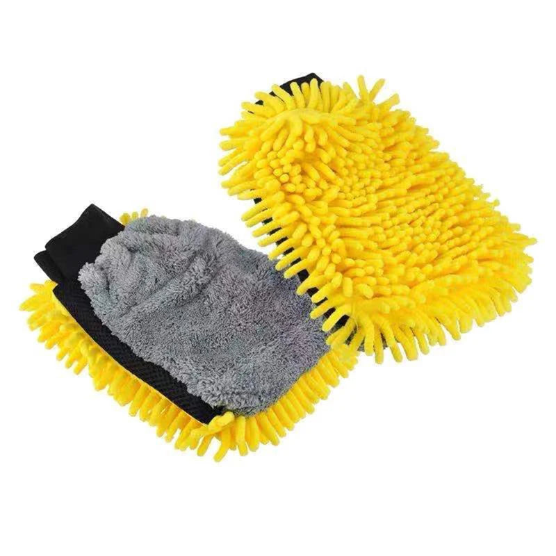 Gant de lavage en microfibre jaune pour un nettoyage optimal de la carrosserie de voiture