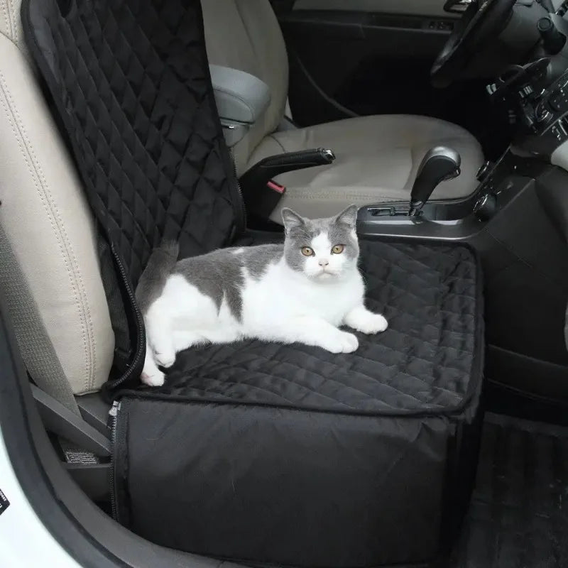 Dryyver PetComfort™ - Protection de siège auto convertible avec chat allongé